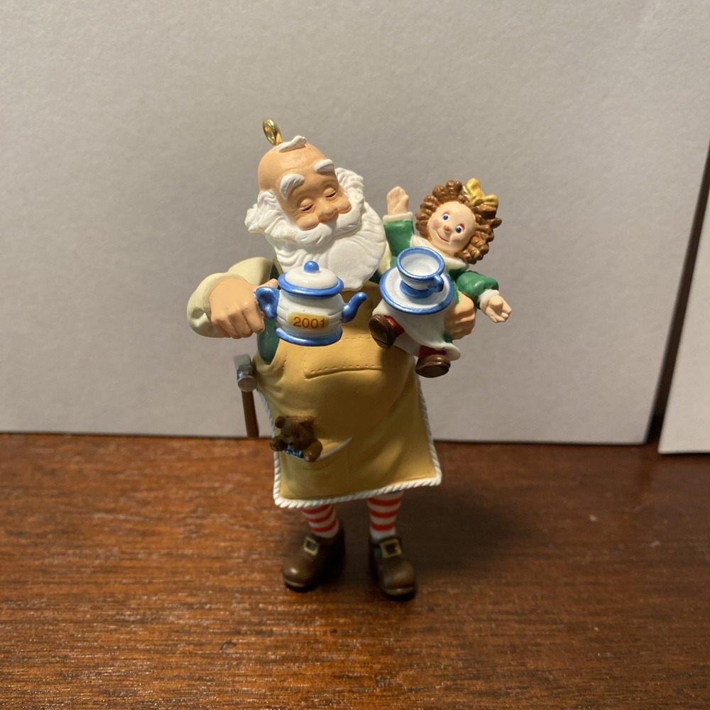 HALLMARK Keepsake Ornament TOYMAKER SANTA 2nd In Series 2001‎ NO BOX
